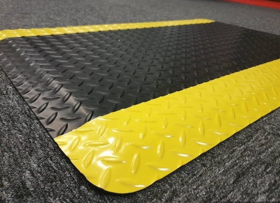Żółta i czarna guma ESD z PVC / pianą EPDM / materiałem gumowym