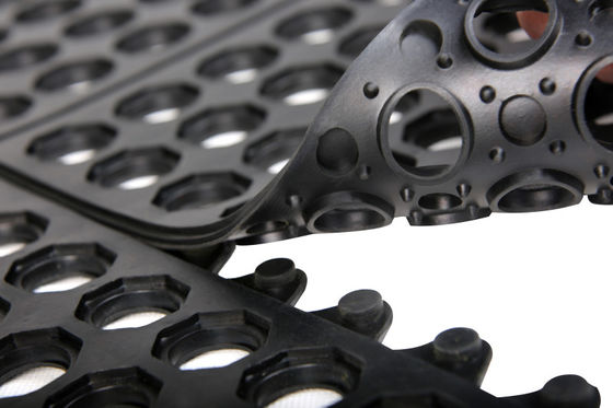 Wzajemnie połączone matki przeciwzmęczenia z otworami Matka przeciwzmęczenia