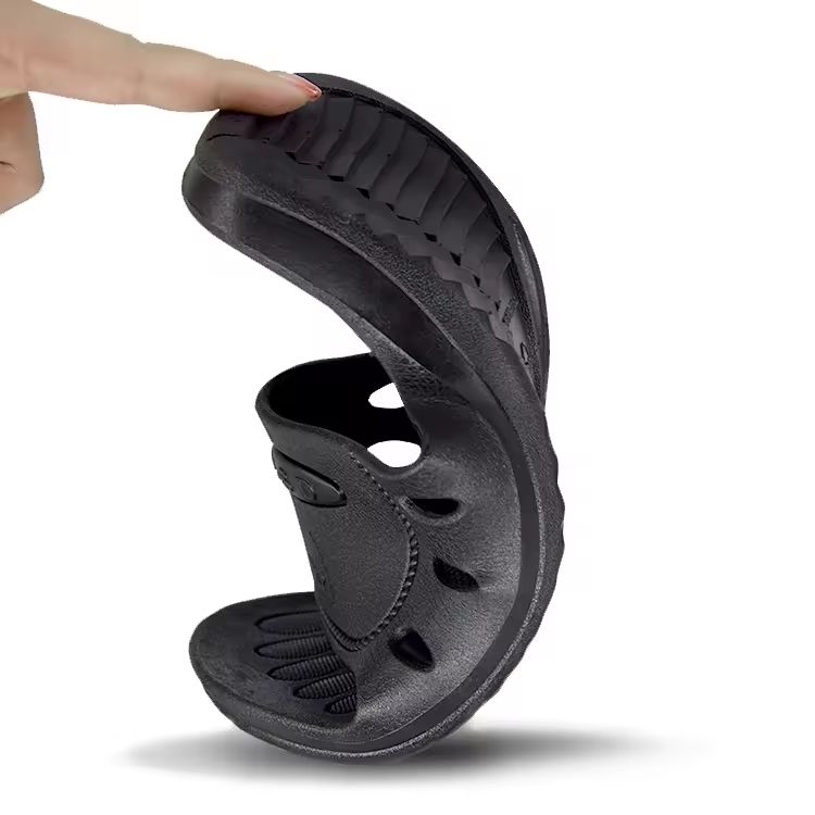 Fabryka ESD Antystatyczne SPU Slippers Czarny sześciodrążkowy czysty warsztat Bezpieczeństwo wygodne antypoślizgowe